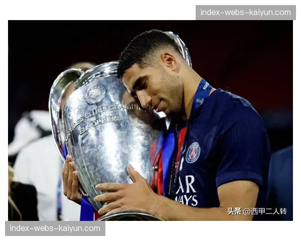 巴黎圣日耳曼主场迎战梅斯，卫冕冠军力争重返榜首